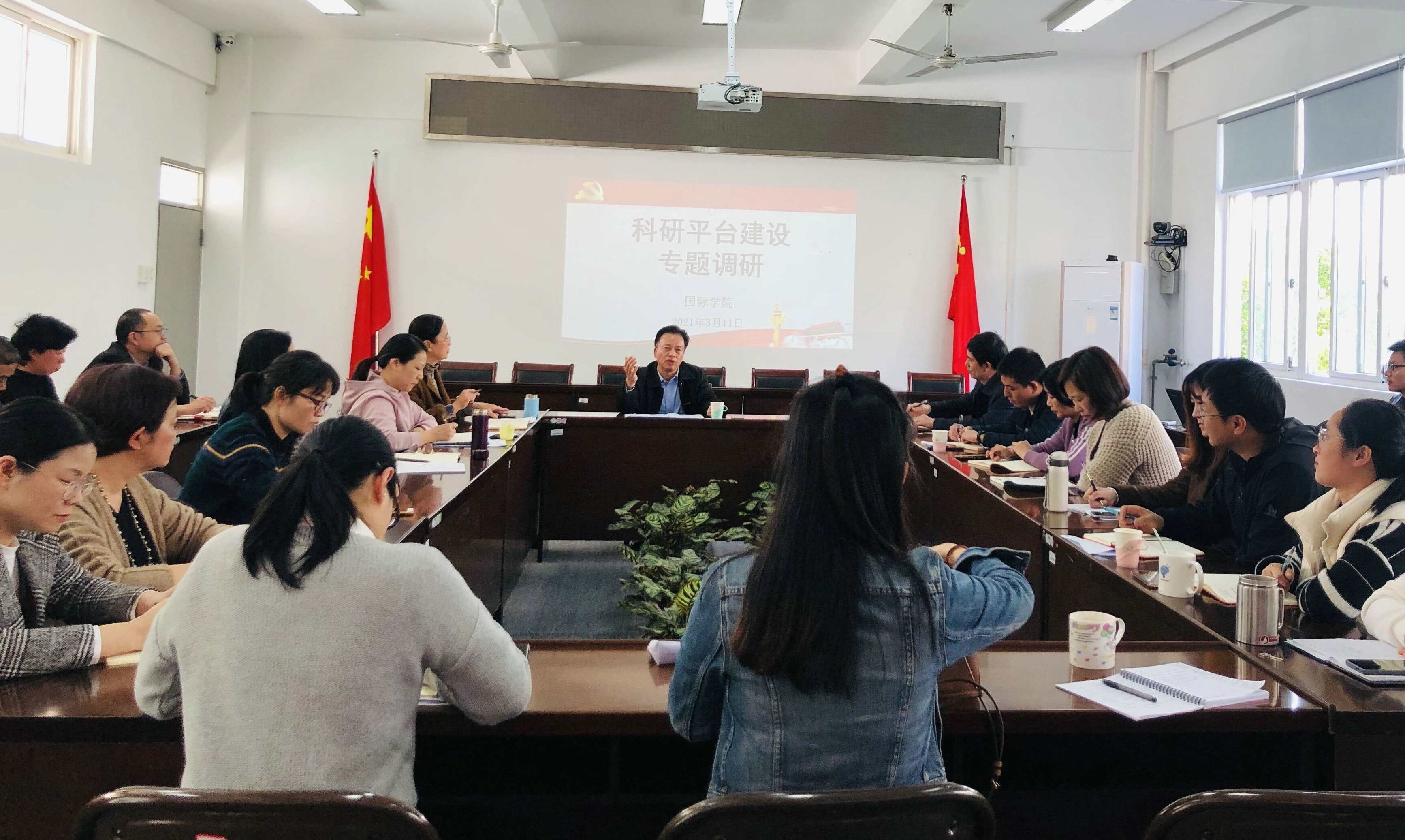 郑朝予 专家教你如何申请到美国读本科-如何让特长生更加自信高清,课程,第1张 郑朝予 专家教你如何申请到美国读本科-如何让特长生更加自信高清,课程,第1张