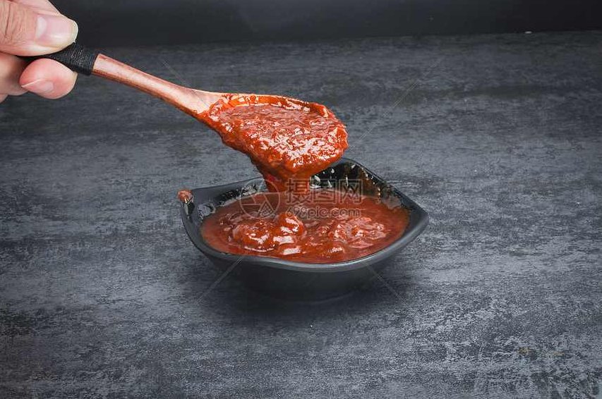 香辣酱制作配方 制作工艺 教学DVD 小吃技术配方 开店必备，香辣酱秘制配方，制作工艺详解与教学DVD，小吃创业开店宝典