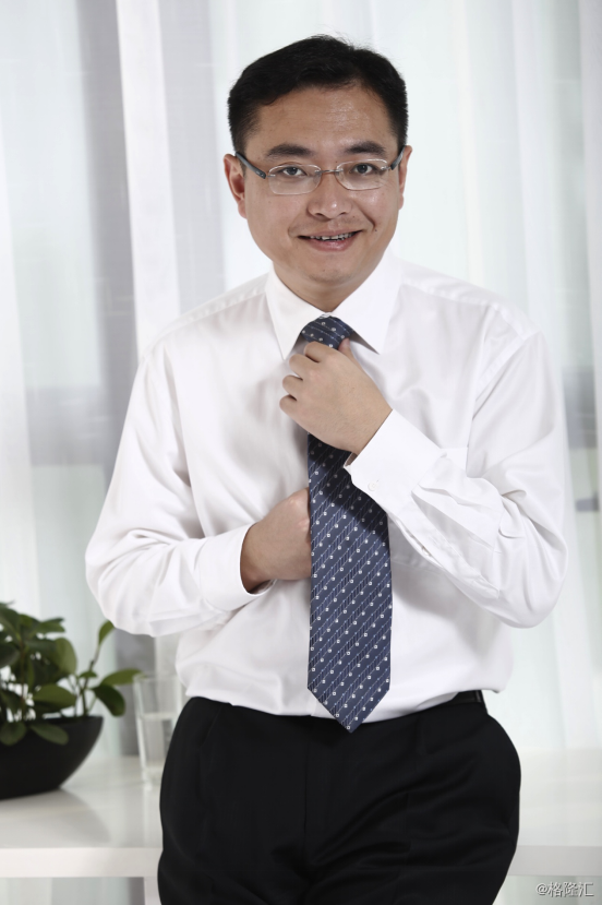 刘军 从大学生到高级副总裁的成长之路，刘军，大学生蜕变高级副总裁的领导力与成长历程