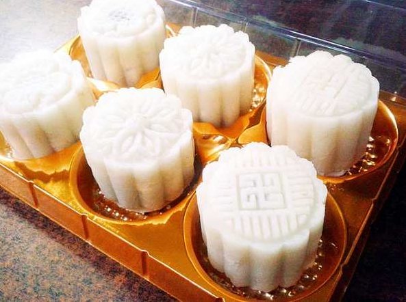 中秋月饼教程 广式月饼冰皮月饼的制作烘焙技术，中秋月饼制作教程，广式月饼与冰皮月饼的烘焙技术详解