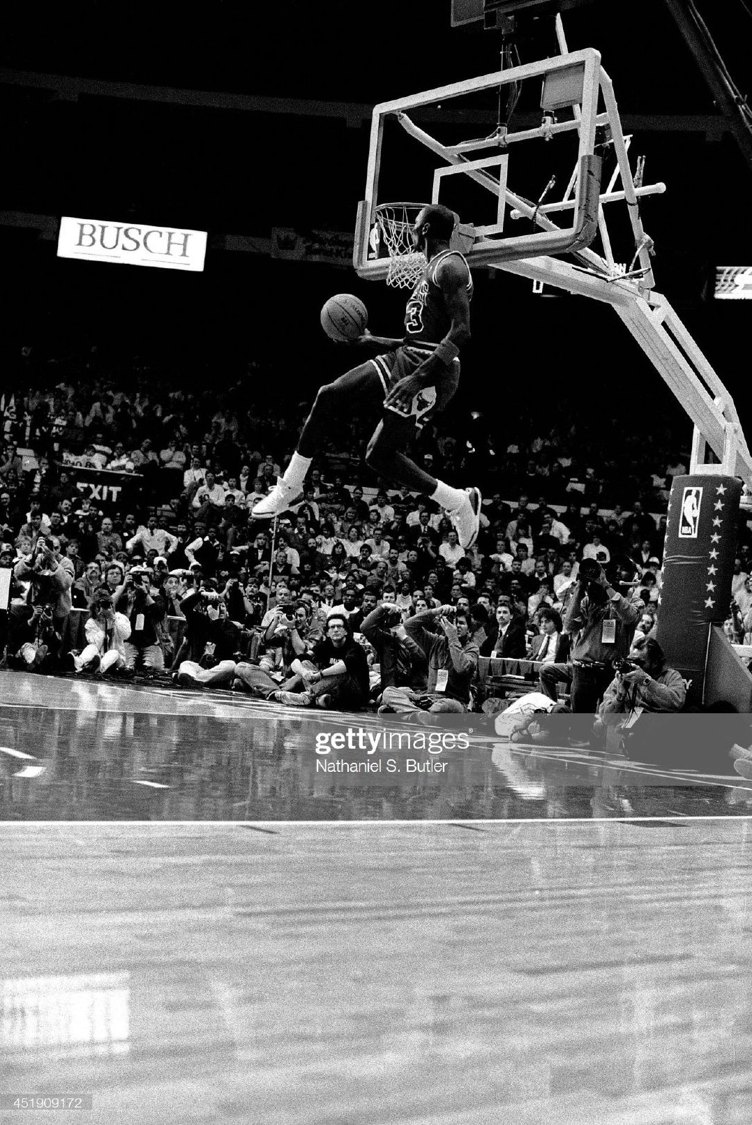 飞人乔丹教你如何利用团队精神成为NO.1，飞人乔丹，团队精神铸就NO.1的秘诀分享