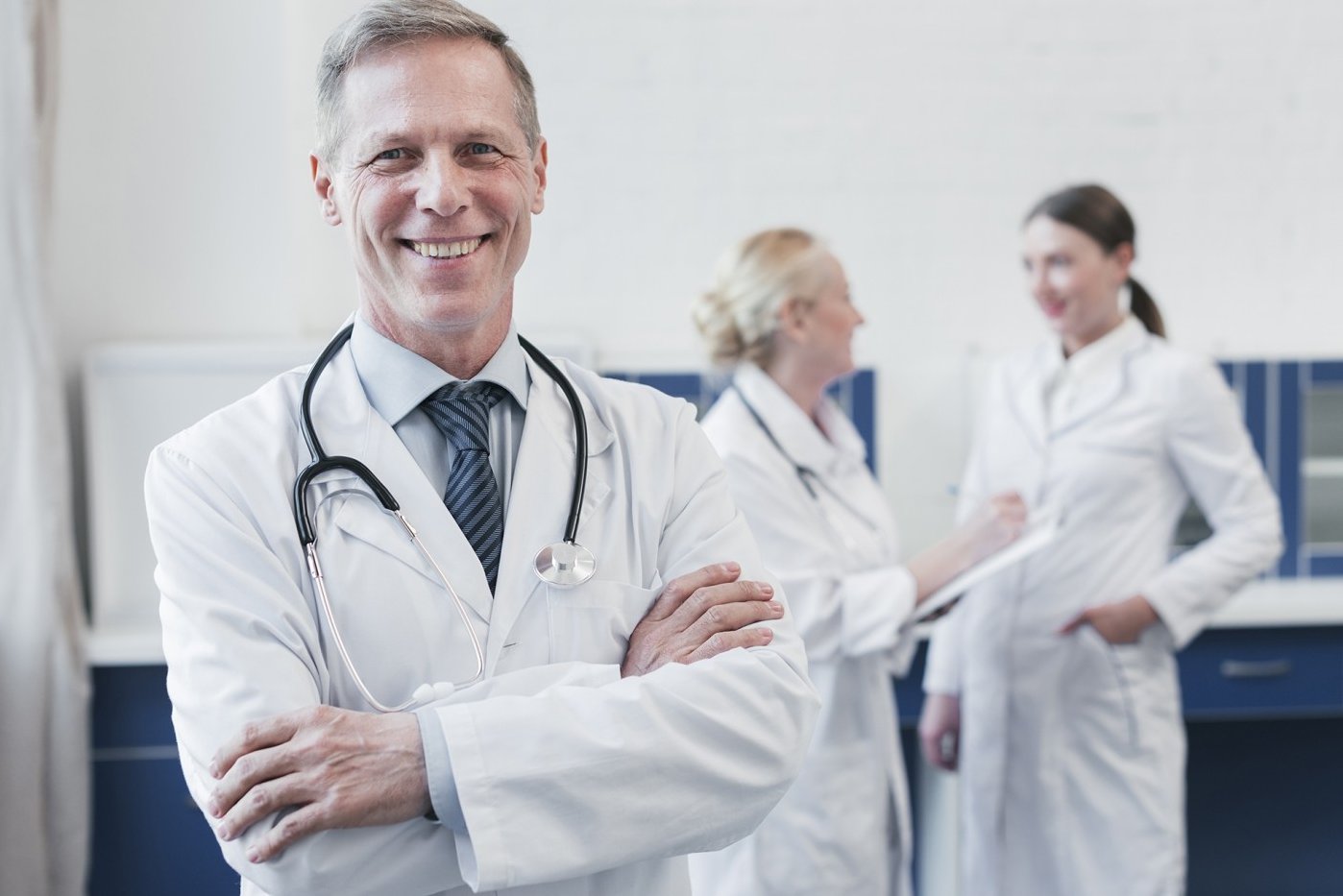 专家团 业绩评估与控制，专家团，业绩深度评估与精准控制策略