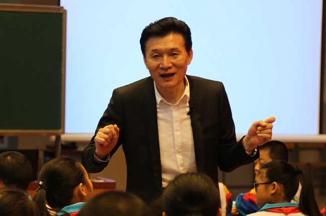 王旭明 如何做一个有思想的人高清，王旭明，探索如何成为有深度思想的高清指南,高清,第1张