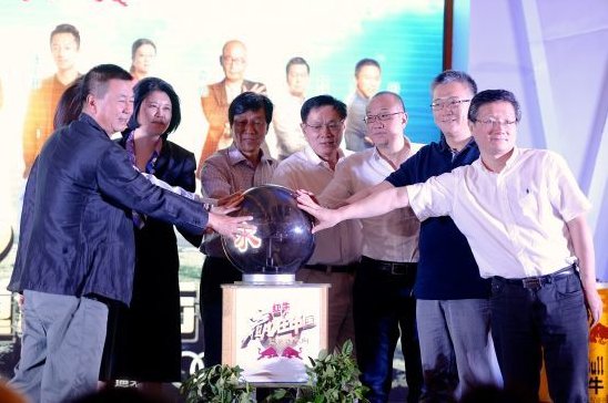 李静 赢在中国蓝天碧水间总冠军——李静人物访谈，李静，赢在中国蓝天碧水间的冠军风采——人物访谈纪实,课程,制作,第1张