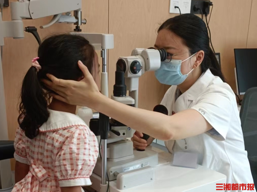 金凤琴 儿童近视眼全6集,专家,发展,2009年,第1张