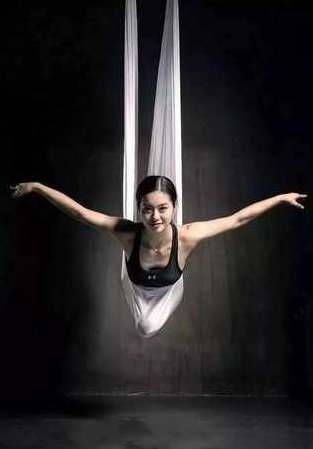 秦怡老师低空瑜伽,课程,第1张