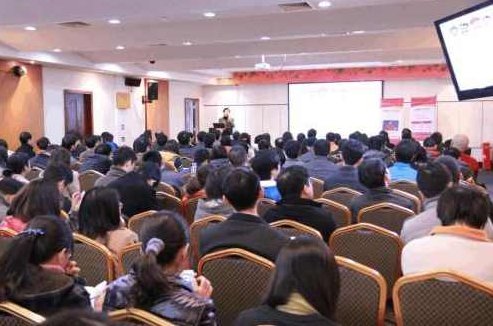 胡八一 破解企业管人十大难题,讲座,培训,第1张