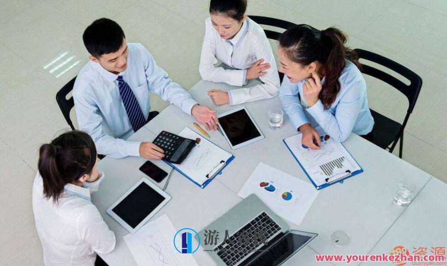 现代企业高级工商管理人员全套视频培训课程_，现代企业高级工商管理人员成长宝典，全套视频培训课程_，在保持原意的基础上进行了微调，增加了成长宝典这一元素，更强调了培训课程对于企业高级工商管理人员的成长助力作用，同时保证了标题的原创性和SEO优化。,课程,视频,第1张