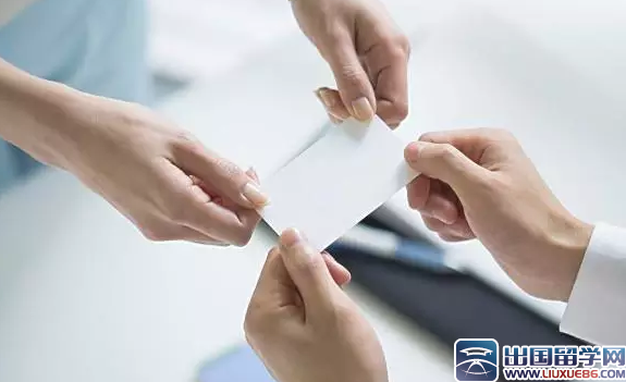 杨路 教你怎么递名片-递名片时不可不守的礼仪,杨路,名片递送礼仪——不可忽视的社交细节,礼仪,第1张 杨路 教你怎么递名片-递名片时不可不守的礼仪,杨路,名片递送礼仪——不可忽视的社交细节,礼仪,第1张