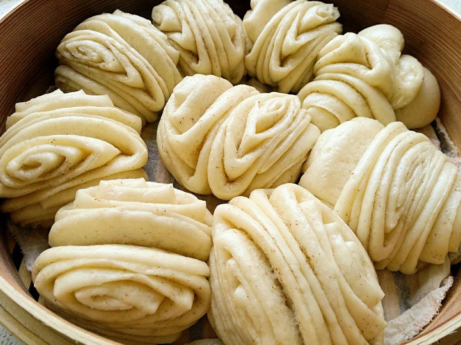 馒头，花卷，发糕，千层饼，包子技术配方内部培训资料，馒头、花卷、发糕、千层饼与包子技术配方内部培训资料——全方位解析面点制作艺术